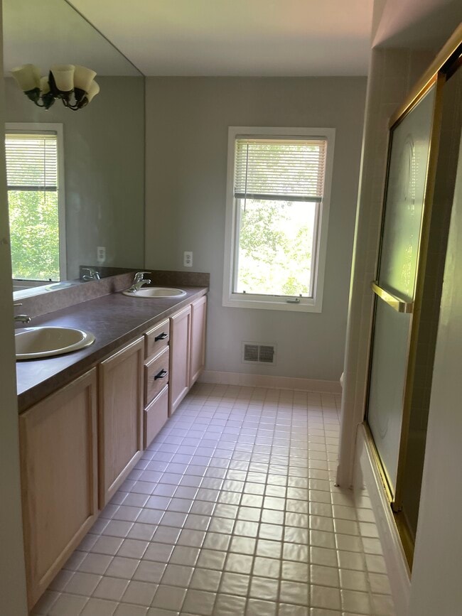 Building Photo - 7824 Watford Dr