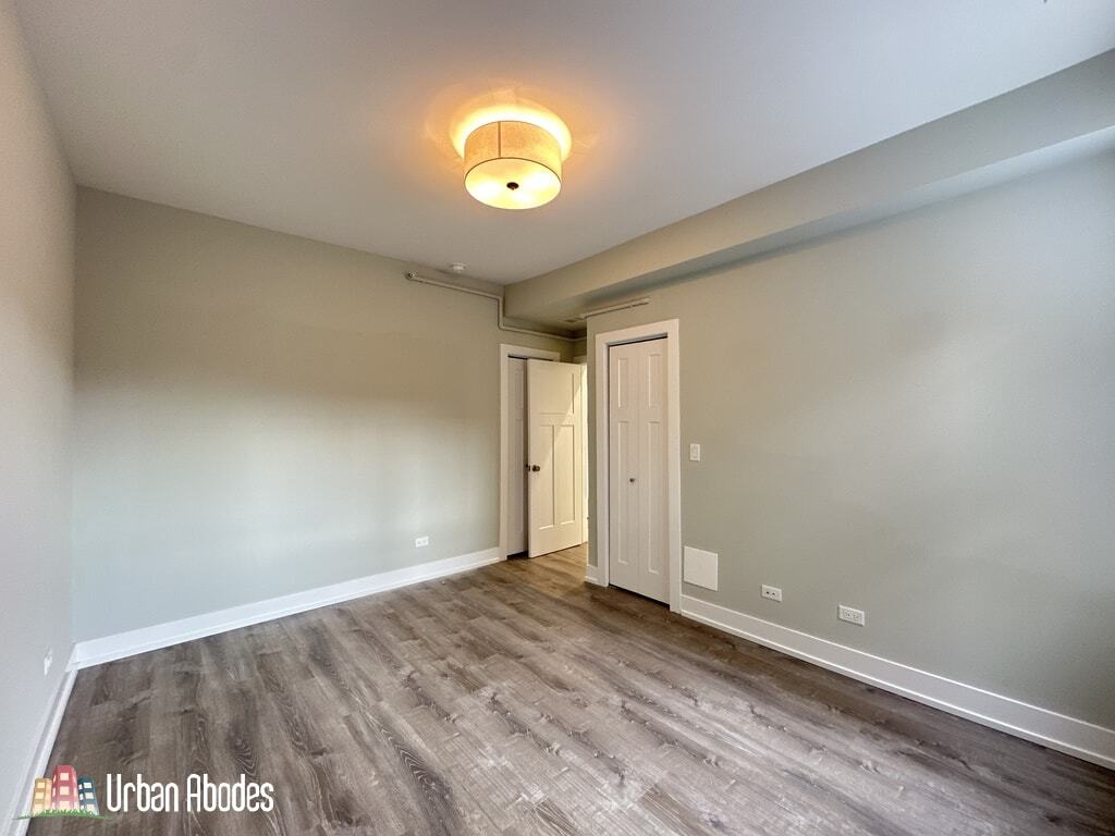 Building Photo - 1124 Maple Ave