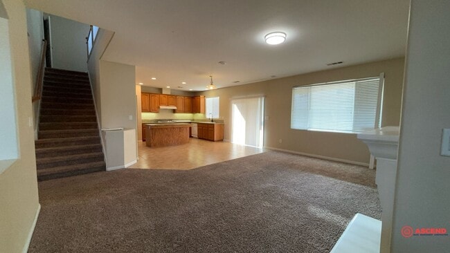 Building Photo - Splendid 5 Bedroom Off Westside Parkway!
