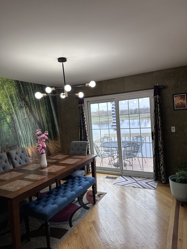 Building Photo - 2153 Seaver Ln