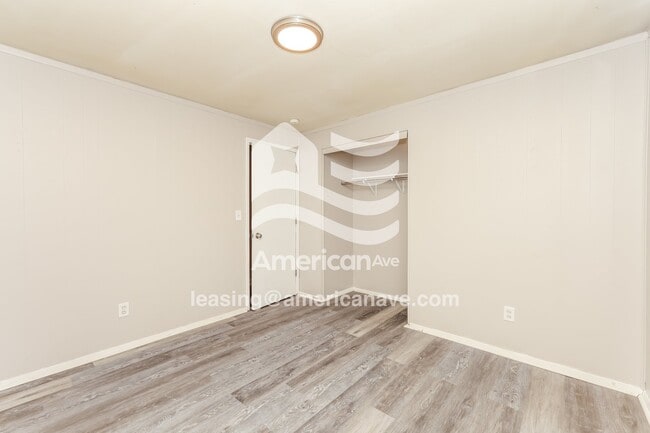 Building Photo - 5335 Flotron Dr