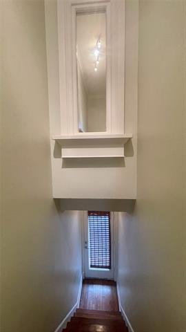 Building Photo - 5347 Lewis St