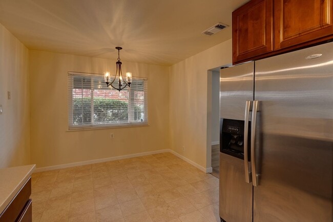 Building Photo - 5113 Sitton Way