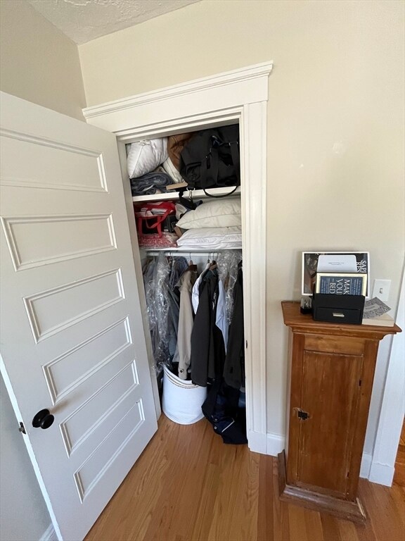 Building Photo - 87 Forest St