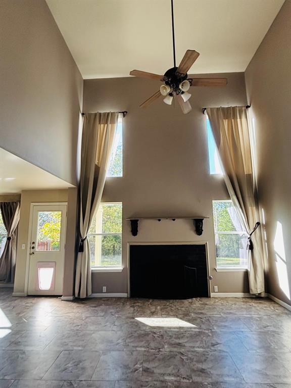 Building Photo - 714 Adler Falls Ln