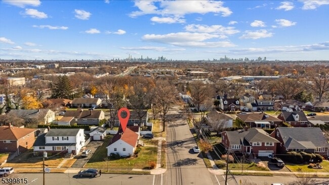 Building Photo - 34 Ward Ave