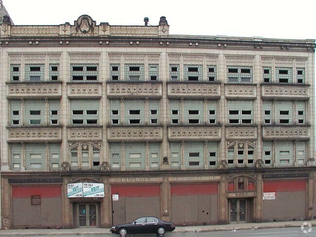 Alternate building view - North and Talman Family Apartments