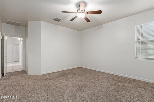 Building Photo - 23759 W Magnolia Dr