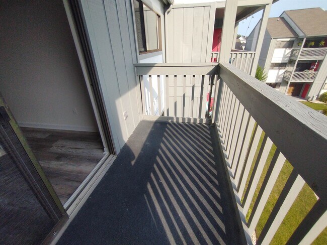 Building Photo - 7700 Porcher Dr