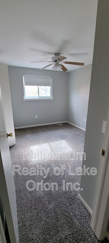 Building Photo - 29359 Hemlock Dr