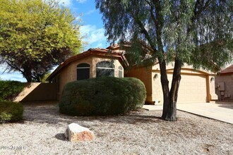 Building Photo - 4604 E Sands Dr