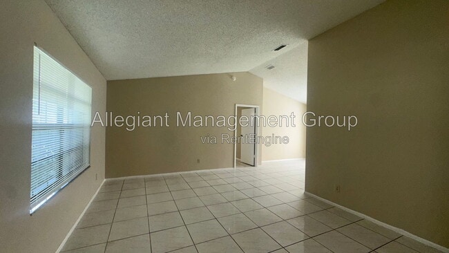 Building Photo - 7107 Blair Dr