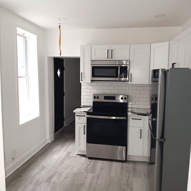 Building Photo - 3353 N 2nd St