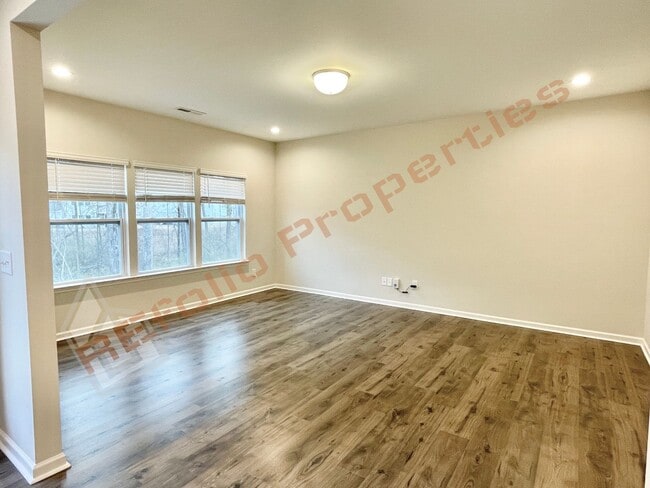 Building Photo - Gorgeous 4 Bedroom, 2.5 Bath House with Office + Loft in Arlington Meadows, Fuquay Varina, April 7!