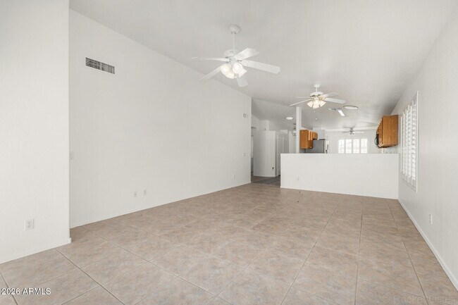 Building Photo - 16243 N Oachs Dr