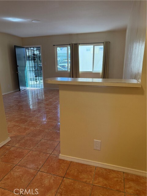 Building Photo - 1805 S Rimpau Blvd