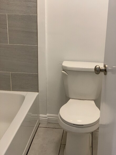 Building Photo - 3708 Spencer St