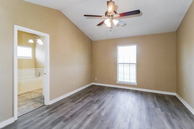 Building Photo - 2630 Pintail Dr