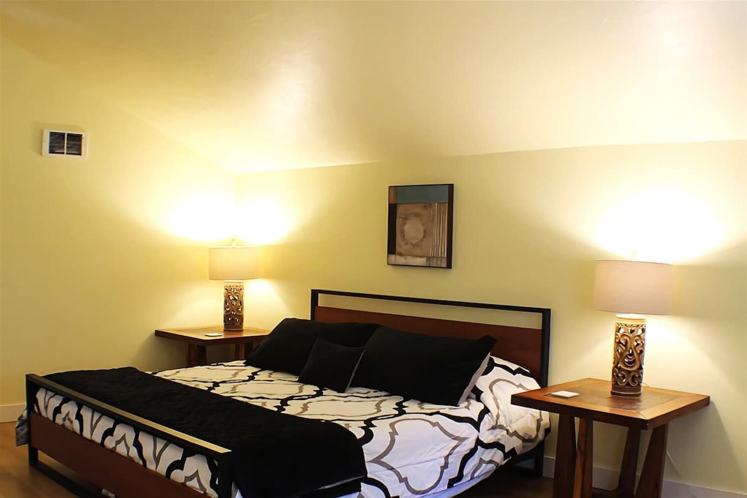 Building Photo - 32 Michaels Rd