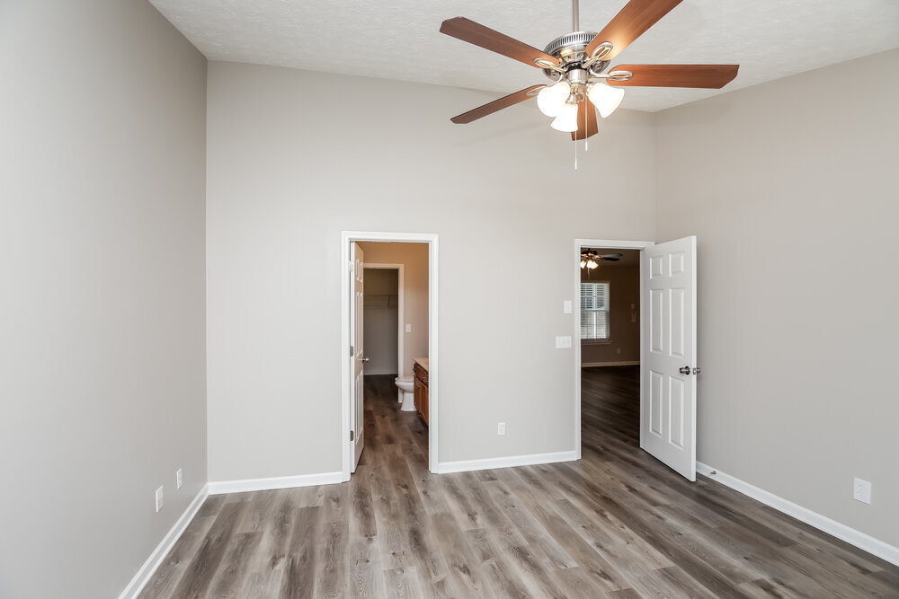 Building Photo - 372 Red Maple Way