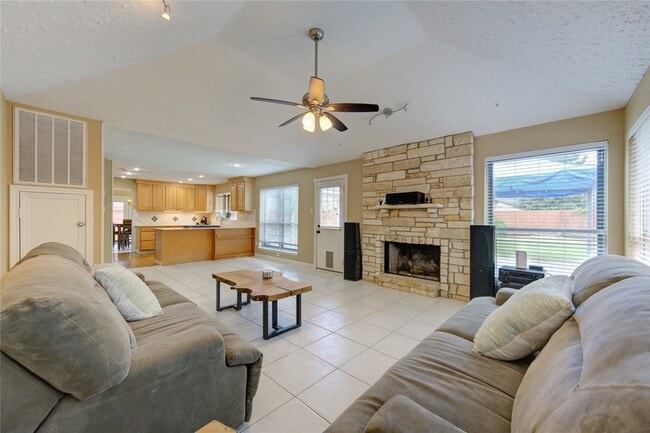 Building Photo - 3310 Little Farms Ct