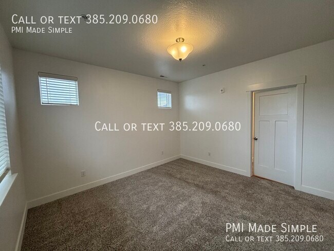 Building Photo - 1985 N 3330 W