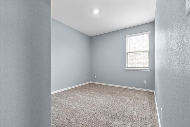 Building Photo - 2132 Whispering Sage blvd