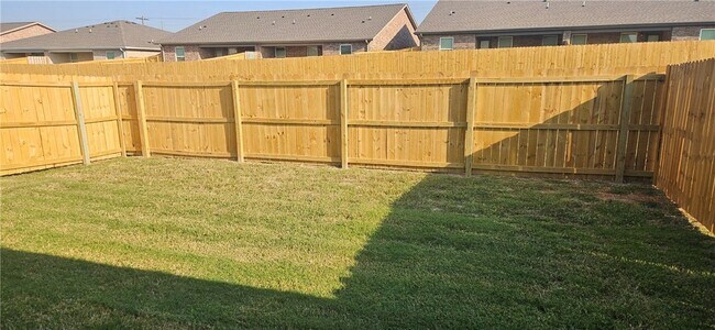 Building Photo - 602 NW 68th Ave