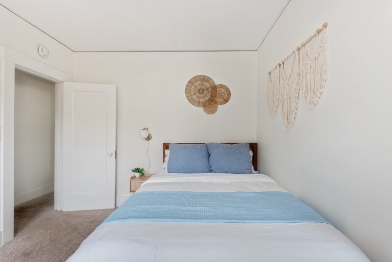 Building Photo - 4421 SE Division St