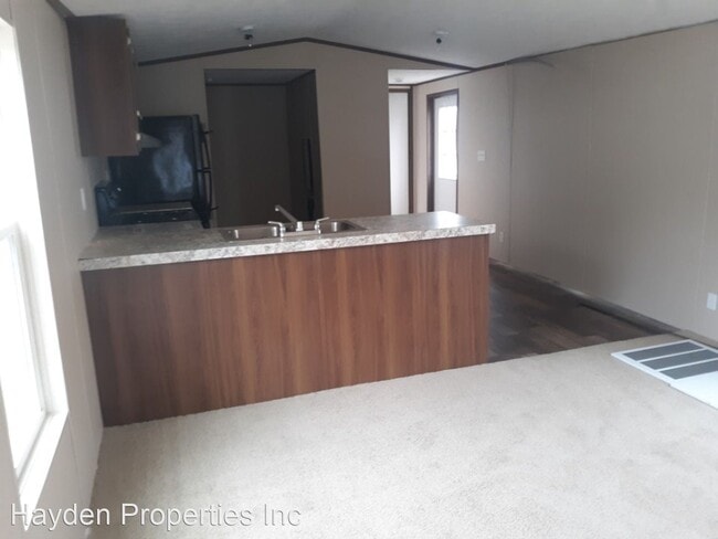 Building Photo - 3 br, 2 bath House - 869 E Washington St Ext