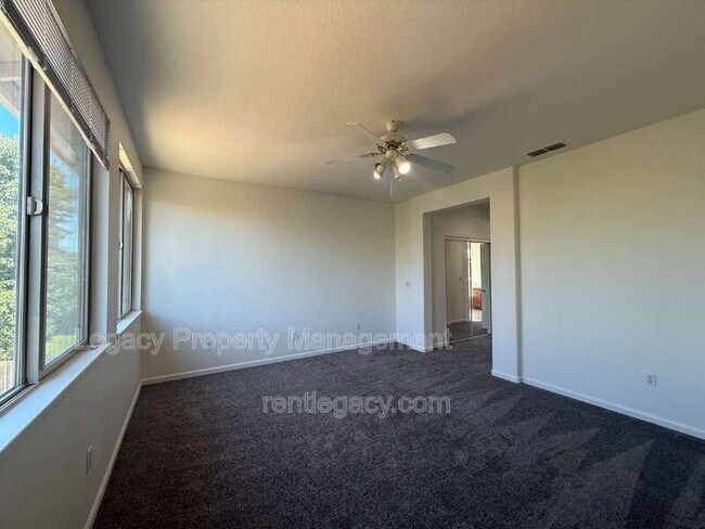 Building Photo - 4312 Accordion Wy