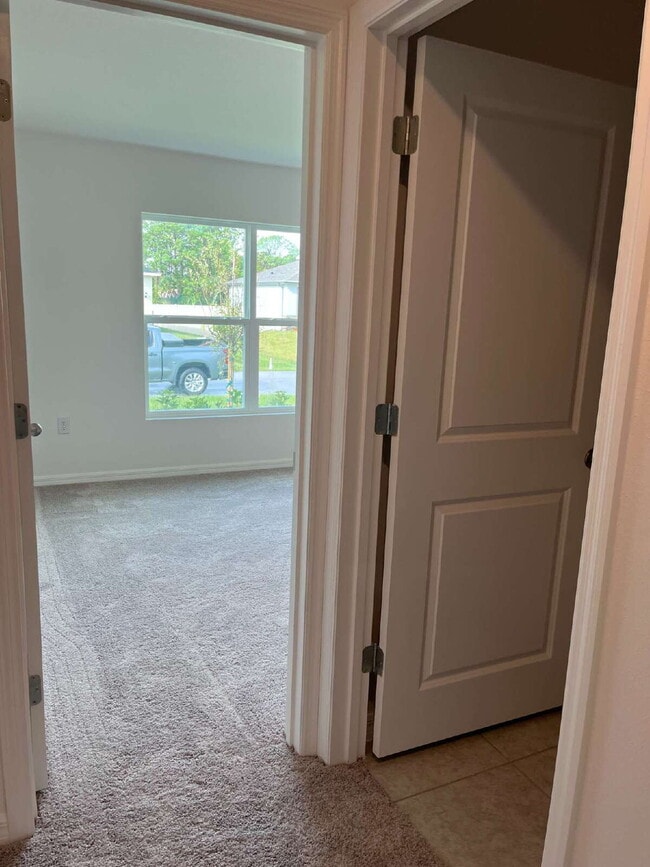 Building Photo - Brand New 4/2 Home!