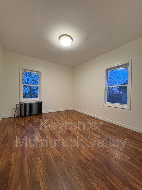 Building Photo - 58 Temple St