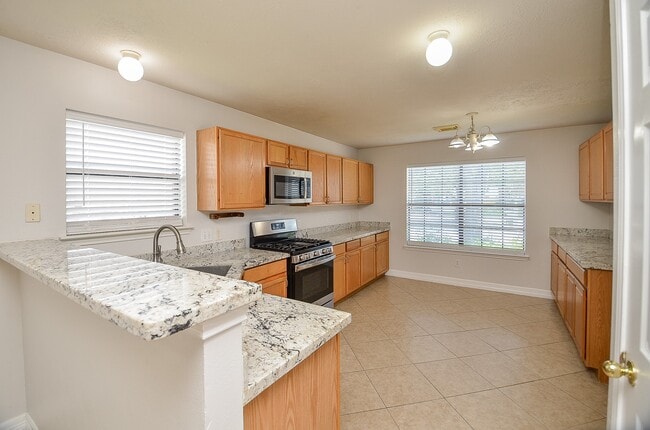 Building Photo - 21026 Bent Lake Dr