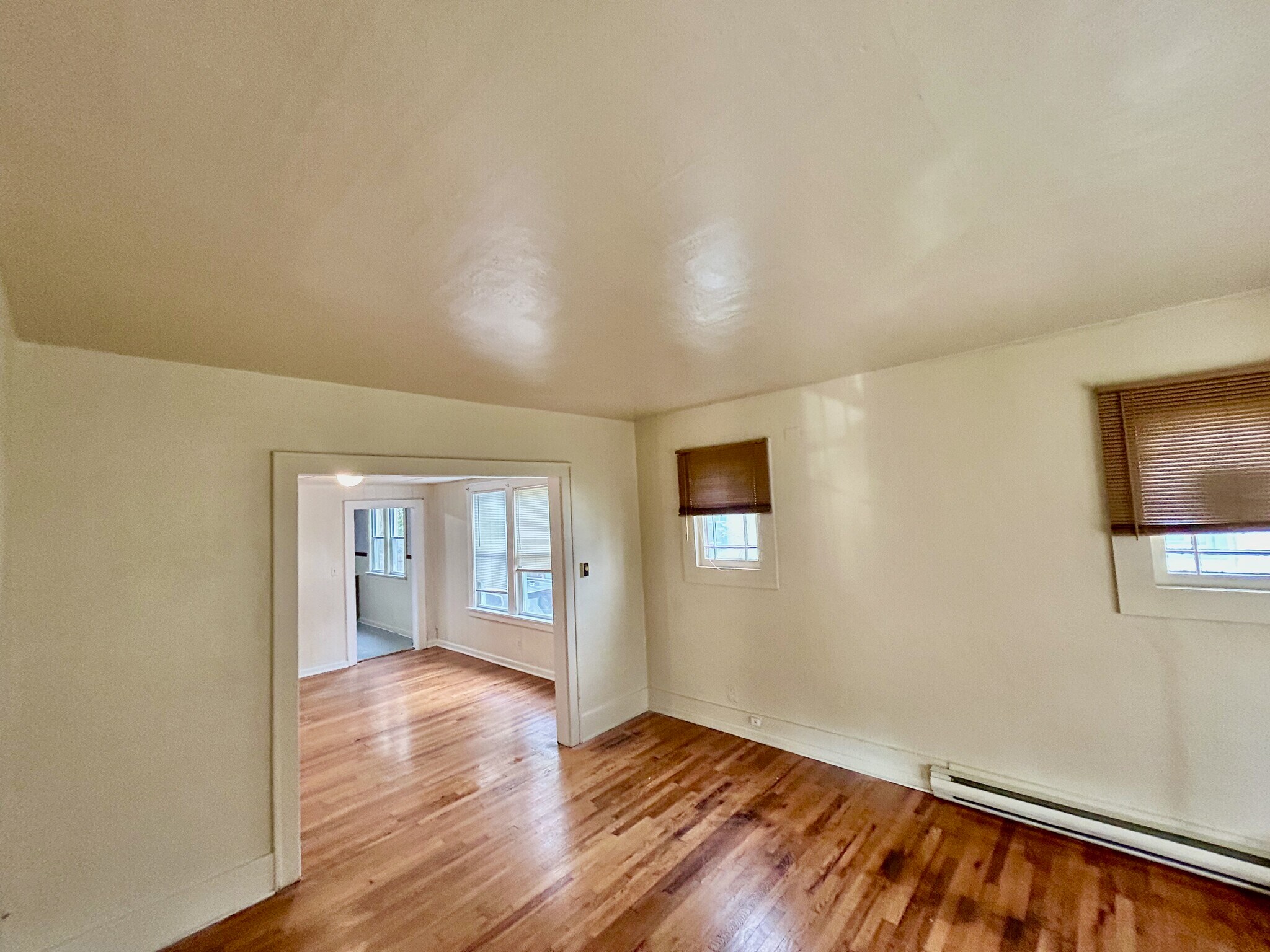 Building Photo - 110 Hawthorne Ave