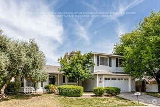 Building Photo - 131 Regent Dr
