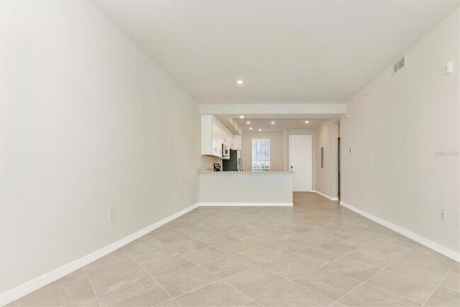 Building Photo - 12320 Wellen Golf St