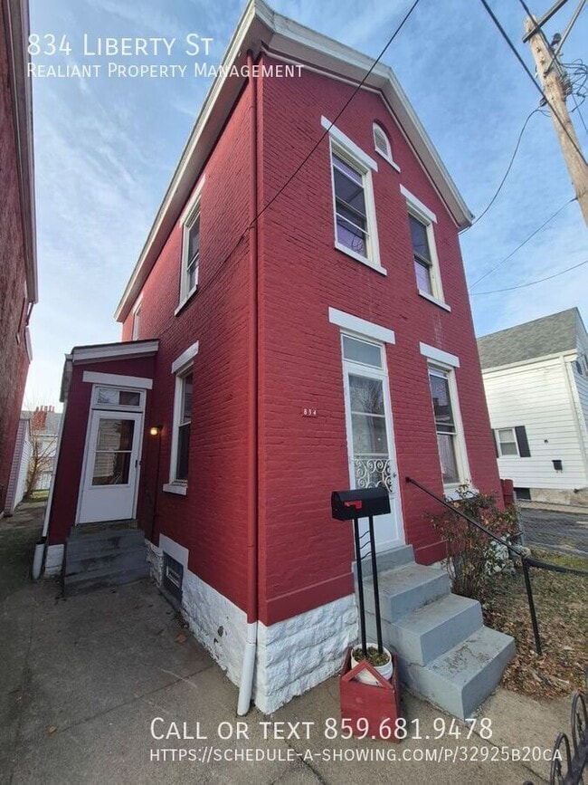 Building Photo - 834 Liberty St