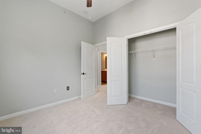Building Photo - 7072 Little Thames Drive