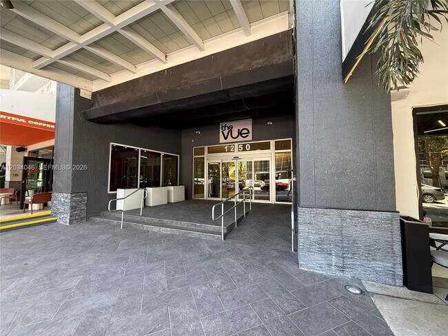 Building Photo - 1250 S Miami Ave