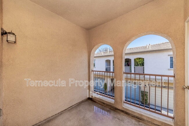 Building Photo - 26352 Arboretum Way