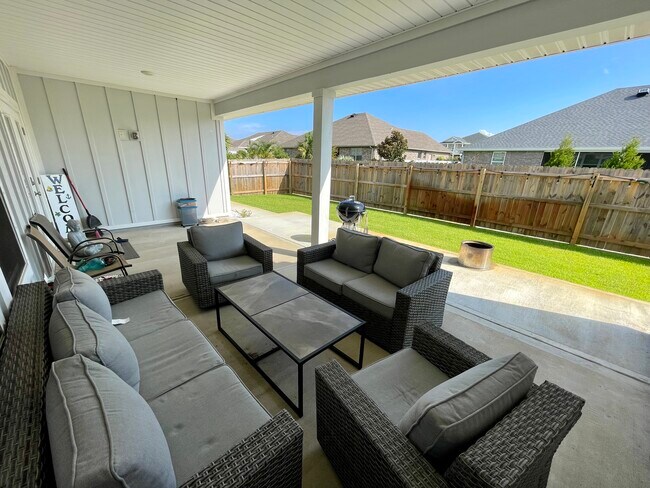 Building Photo - 3533 Sailfish Dr