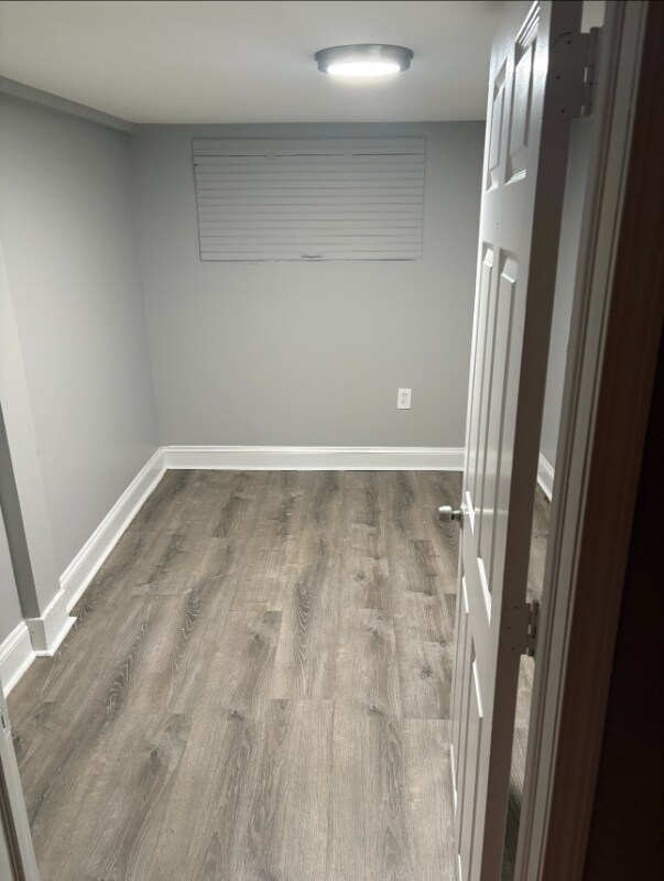 Building Photo - 7249 S Ridgeland Ave