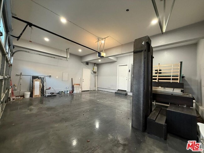 Building Photo - 12719 Eagle Rock Way