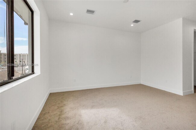 Building Photo - 8037 NW 42nd St