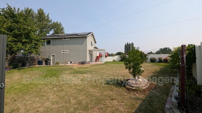 Building Photo - 5734 S Hollyhock Pl