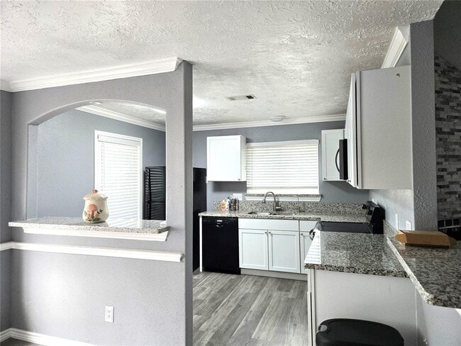 Building Photo - 13006 Kingsmill Dr