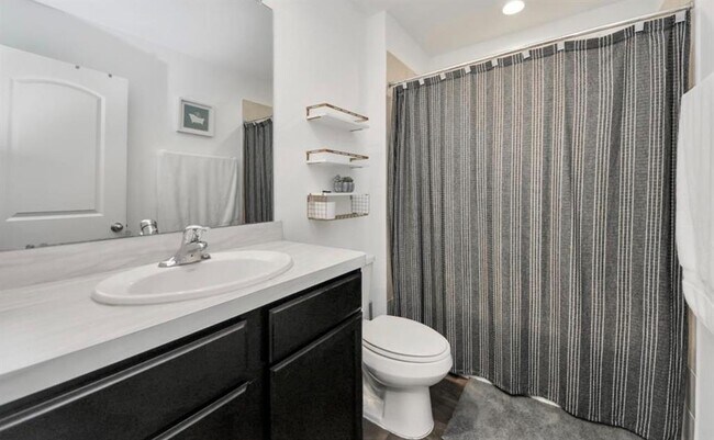 Building Photo - 14634 Cyn Pnes Ln