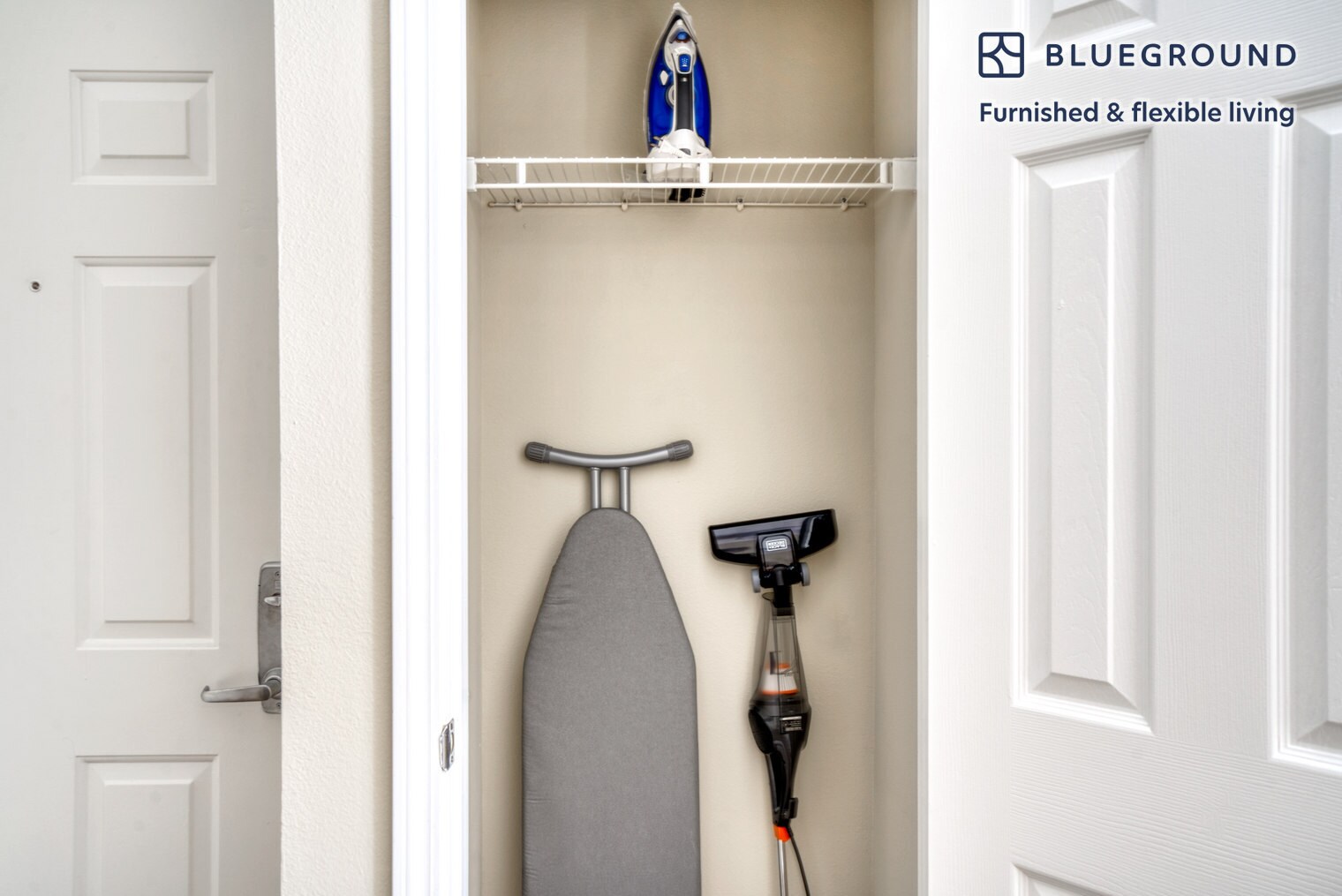 Building Photo - 2982 Santos Ln