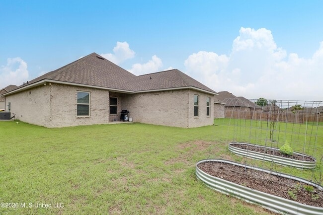 Building Photo - 11415 Oak Alley Dr